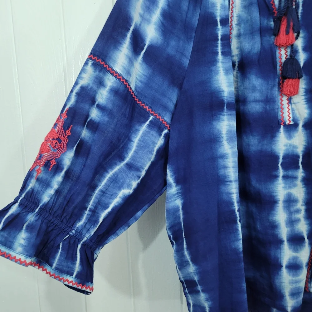 Chicos 4 Womens Sz 20/22 Blue White Tie Dye Tunic Pink Embroidery With Tassels - Picture 4 of 15